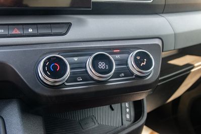 Renault Master L3 Kontener 8EP