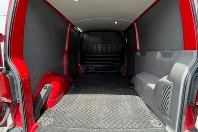 Volkswagen Transporter TDI L2H1