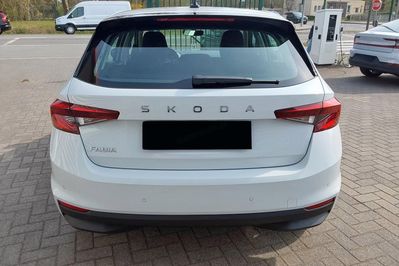 Skoda Fabia Essence 1.0 MPI