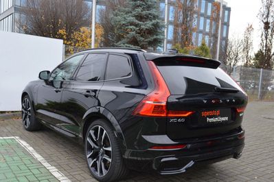 Volvo XC60 T6 Plug-In Hybrid AWD Ultra Dark aut