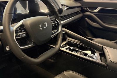 Bestune B70 1.5T Business DCT