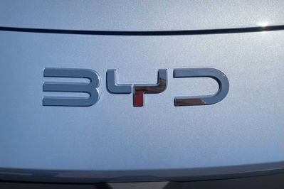 BYD Dolphin Surf Boost