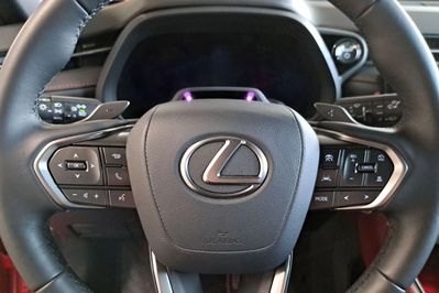 Lexus LBX Vibrant Edition 1.5 Hybrid