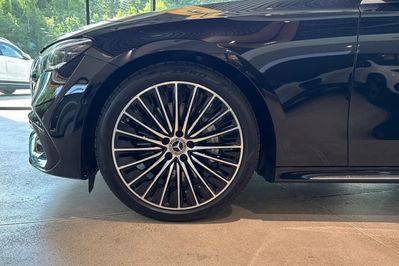 Mercedes E Klasa 300 e  4-Matic AMG