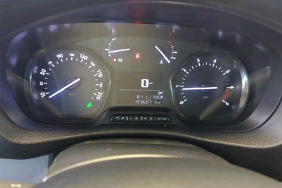 Peugeot Expert L2H1 Zabudowa Brygadowa