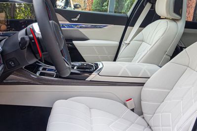 BMW Seria 7 M760e xDrive
