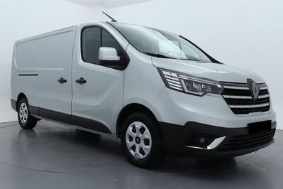 Renault Trafic L2H1 Extra AT9