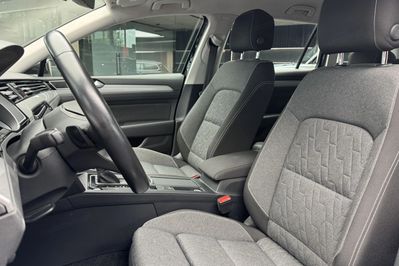 Volkswagen Passat 1.5 TSI Business DSG