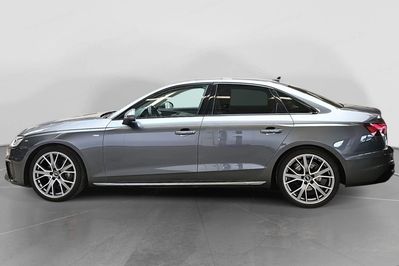 Audi A4 40 TFSI quattro S Line