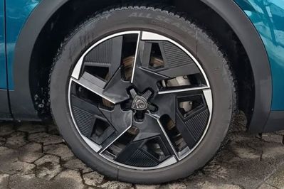 Peugeot 408 GT Exclusive S&S 1.2 mHEV  e-DSC6