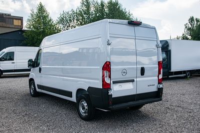 Opel Movano L3H2 AT8