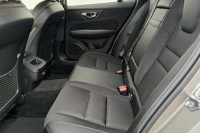 Volvo V60 D3 Momentum Pro