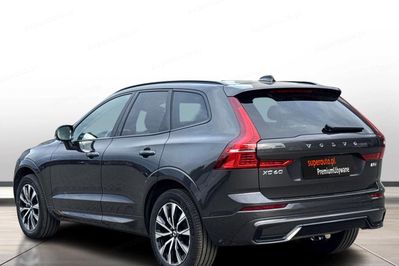 Volvo XC60 B5 B AWD Plus Dark aut