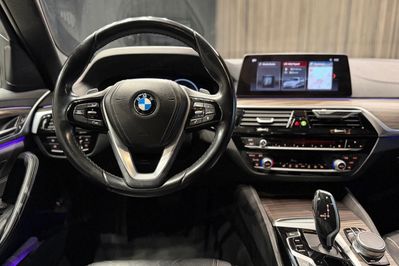 BMW Seria 5 520D Luxury Line