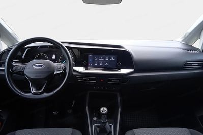 Ford Tourneo Connect L1H1 Titanium