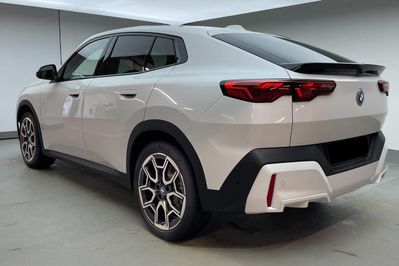 BMW iX2 eDrive20