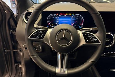 Mercedes GLA 220  4-Matic Progressive