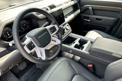 Land Rover Defender 110 3.0 D300  X-Dynamic HSE