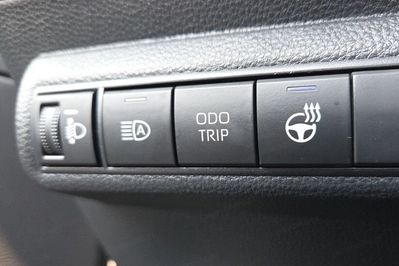Toyota Corolla Comfort 1.5 benzyna