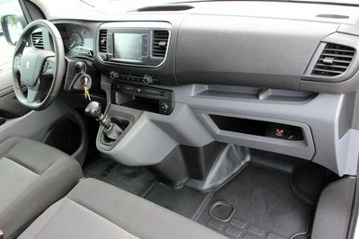 Peugeot Expert LONG BlueHDi