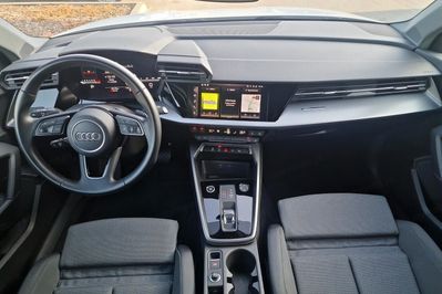Audi A3 35 TFSI mHEV Advanced S tronic
