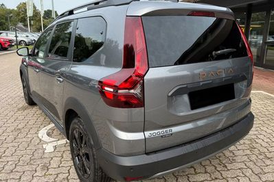 Dacia Jogger Extreme 5-miejsc 1.6 Full Hybrid