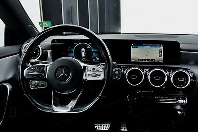 Mercedes CLA 200 AMG Line 7G-DCT