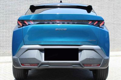 Peugeot 3008 GT Exclusive e-DCS6 1.2 mHEV