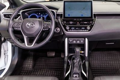 Toyota Corolla Cross 2.0 Hybrid Executive