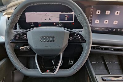 Audi Q4 e-tron S line
