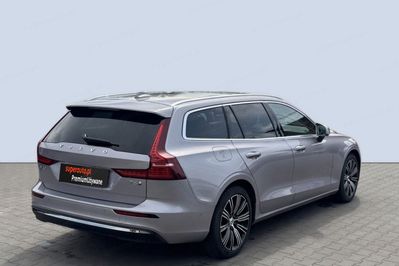 Volvo V60 T6 AWD Plug-In Hybrid Plus Bright