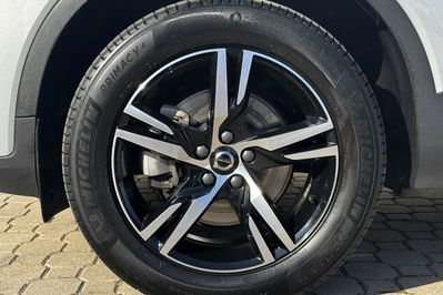 Volvo XC40 B3 Plus Dark