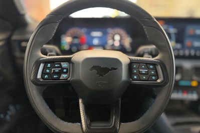 Ford Mustang Dark Horse aut 5.0 Ti-VCT V8