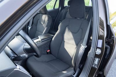 Volvo V60 B4 D Momentum Pro
