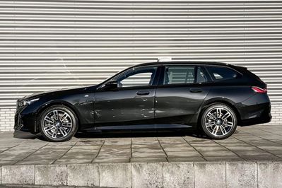 BMW Seria 5 Touring 520d xDrive M Sport