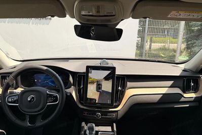Volvo XC60 T6 Plug-In Hybrid AWD Ultra Bright aut