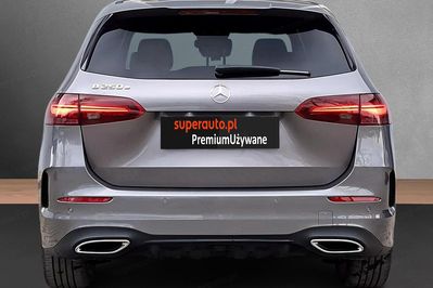 Mercedes B Klasa 250 e AMG Line