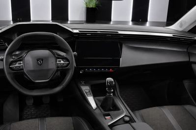 Peugeot 308 PureTech Allure S&S