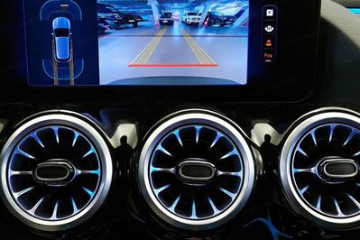 Mercedes EQA 300 66.5kWh 4-Matic Progressive