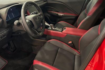 Lexus LBX Vibrant Edition 1.5 Hybrid