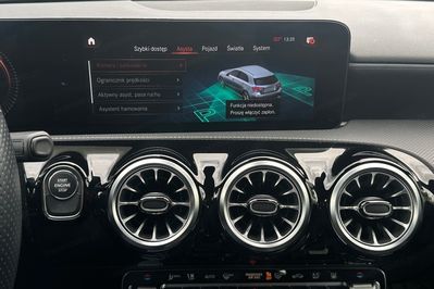 Mercedes Klasa A A 250 e AMG Line 8G-DCT