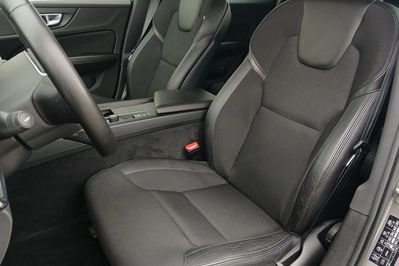 Volvo V60 D3 Momentum Pro