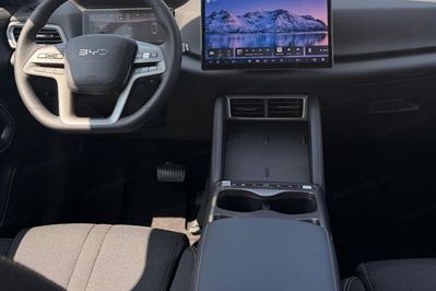 BYD ATTO 2 DM-i Active aut