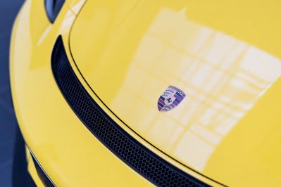 Porsche Cayman 718 Cayman GPF GT4 RS PDK