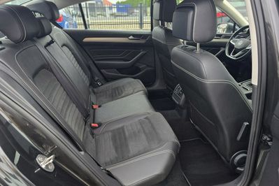 Volkswagen Passat 1.5 TSI EVO Elegance