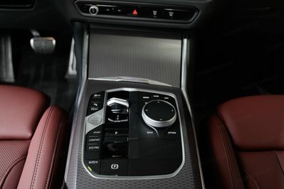 BMW Seria 3 330i xDrive M Sport