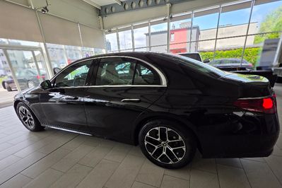 Mercedes Klasa E 200 4-Matic Avantgarde 9G-Tronic