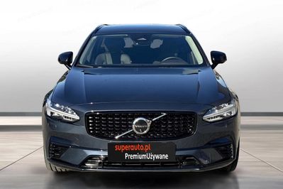 Volvo V90 T6 AWD Plug-In Hybrid Plus Dark