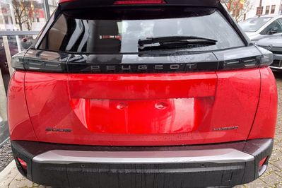 Peugeot 2008 Allure e-DCS 1.2 mHEV