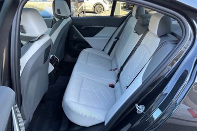 BMW Seria 5 530e xDrive M Sport